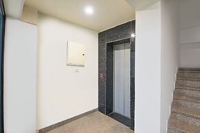Fabhotel The White Pepper