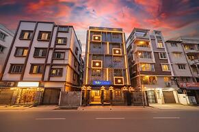 Fabhotel Rahi Crown