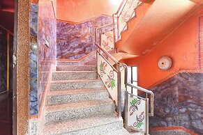Fabhotel Rahi Crown