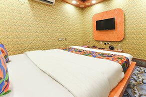 Fabhotel Rahi Crown