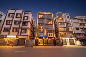 Fabhotel Rahi Crown