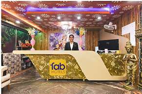 Fabhotel Rahi Crown