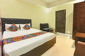 Fabhotel Deep