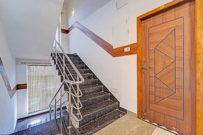 Fabhotel Raja Residency