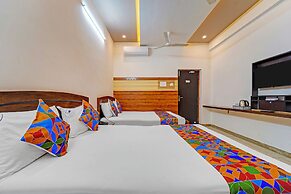 Fabhotel Raja Residency
