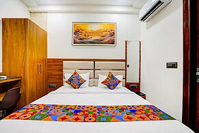Fabhotel Kishori Inn