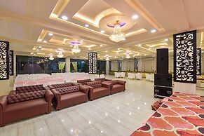 Fabhotel Shiv Palace