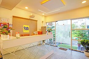 Fabhotel New Krishna Palace