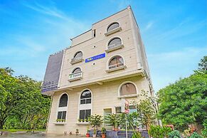Fabhotel New Krishna Palace