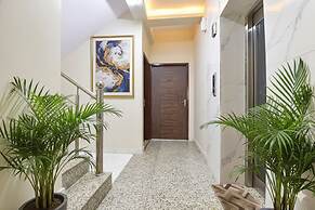 Fabhotel Bungalow 14