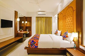 FabHotel Shubham Comforts