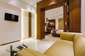 FabHotel Shubham Comforts