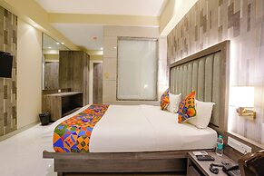 FabHotel Shubham Comforts
