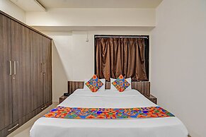 Fabhotel Royal Inn I