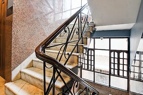 Fabhotel Gulshan Palace