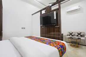Fabhotel Varanasi Suites