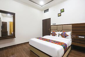 Fabhotel Varanasi Suites