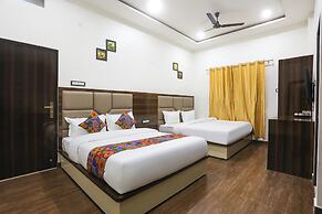 Fabhotel Varanasi Suites