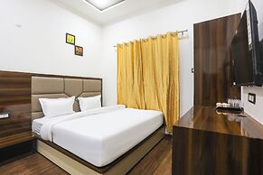 Fabhotel Varanasi Suites