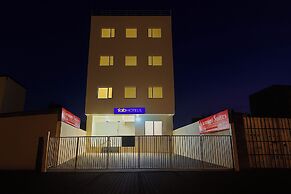Fabhotel Varanasi Suites