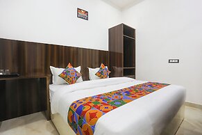 Fabhotel Varanasi Suites