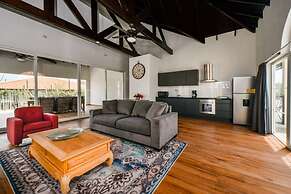 Picaron Villas