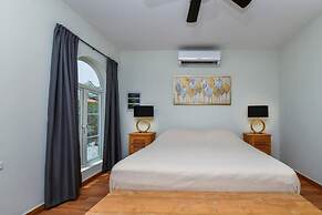 Picaron Villas