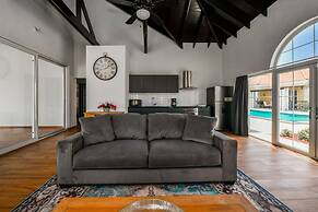 Picaron Villas