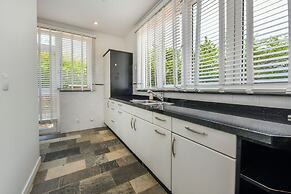 180 Ocean View 2 min to Beach Jacuzzi