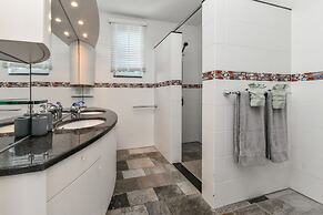 180 Ocean View 2 min to Beach Jacuzzi