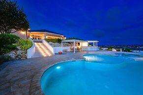 180 Ocean View 2 min to Beach Jacuzzi