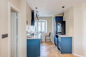 Porta Stella 2-Bedroom Luxury Apartment
