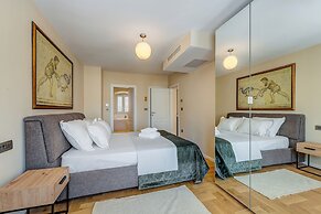 Porta Stella 2-Bedroom Luxury Apartment