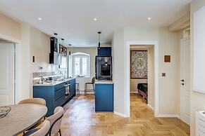 Porta Stella 2-Bedroom Luxury Apartment