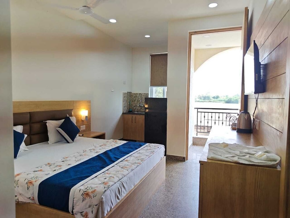 Hotel Devi Ram Atithi Bhawan Vrindavan