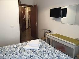 Alfonso Guest House