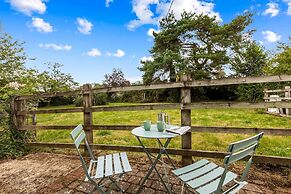 Mulberry Cottage - From 110 Per Night