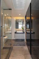 Stunning Sea View On High Floor