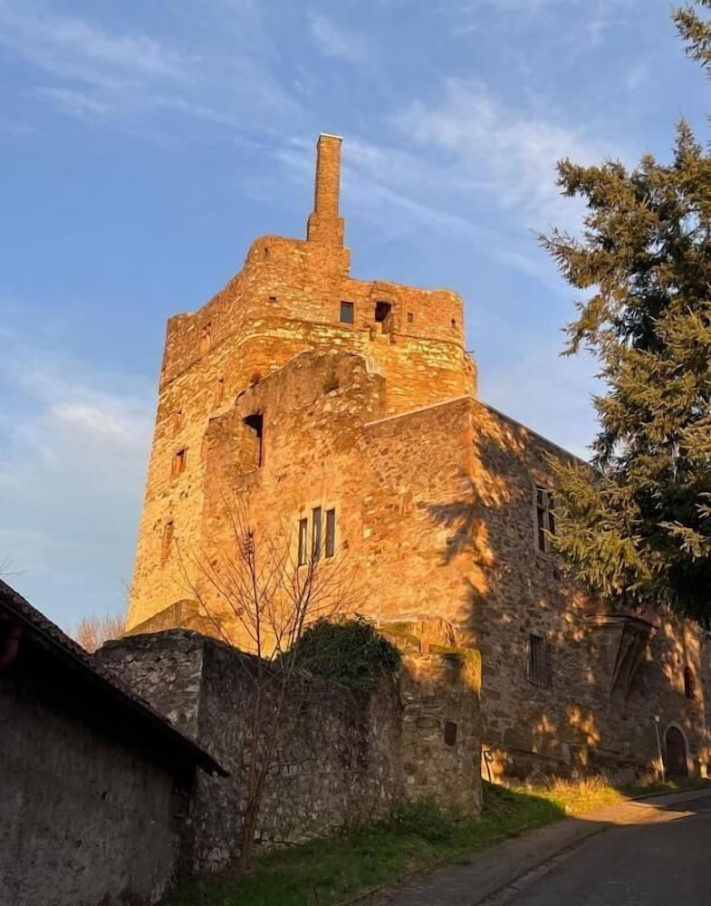 Burg Hermannstein MonksRoom