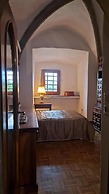 Burg Hermannstein MonksRoom