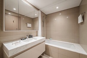 Ultra LUX Burj View Spacious High Floor