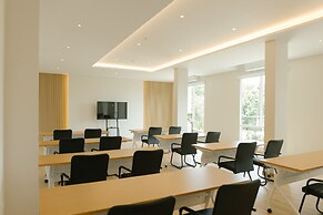 M Hotel Kanchanaburi