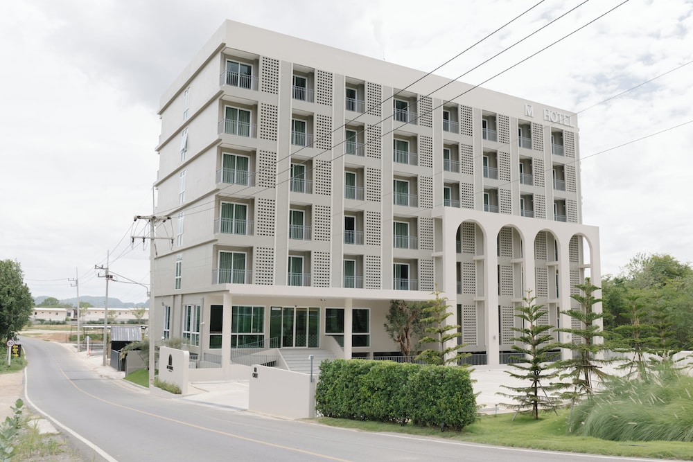 M Hotel Kanchanaburi