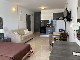 Alexia Hotel Apartments