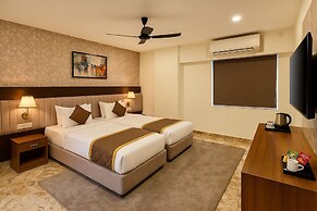 Golden Crown Suites