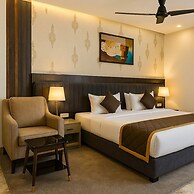 Golden Crown Suites