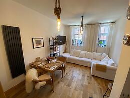 Longsands Hideaway - Sleeps 4