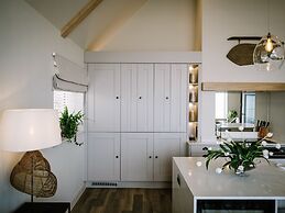 Calm Waters Luxury Beach House