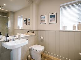 Calm Waters Luxury Beach House
