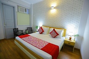 Hotel The Anvi Residency Sector 132